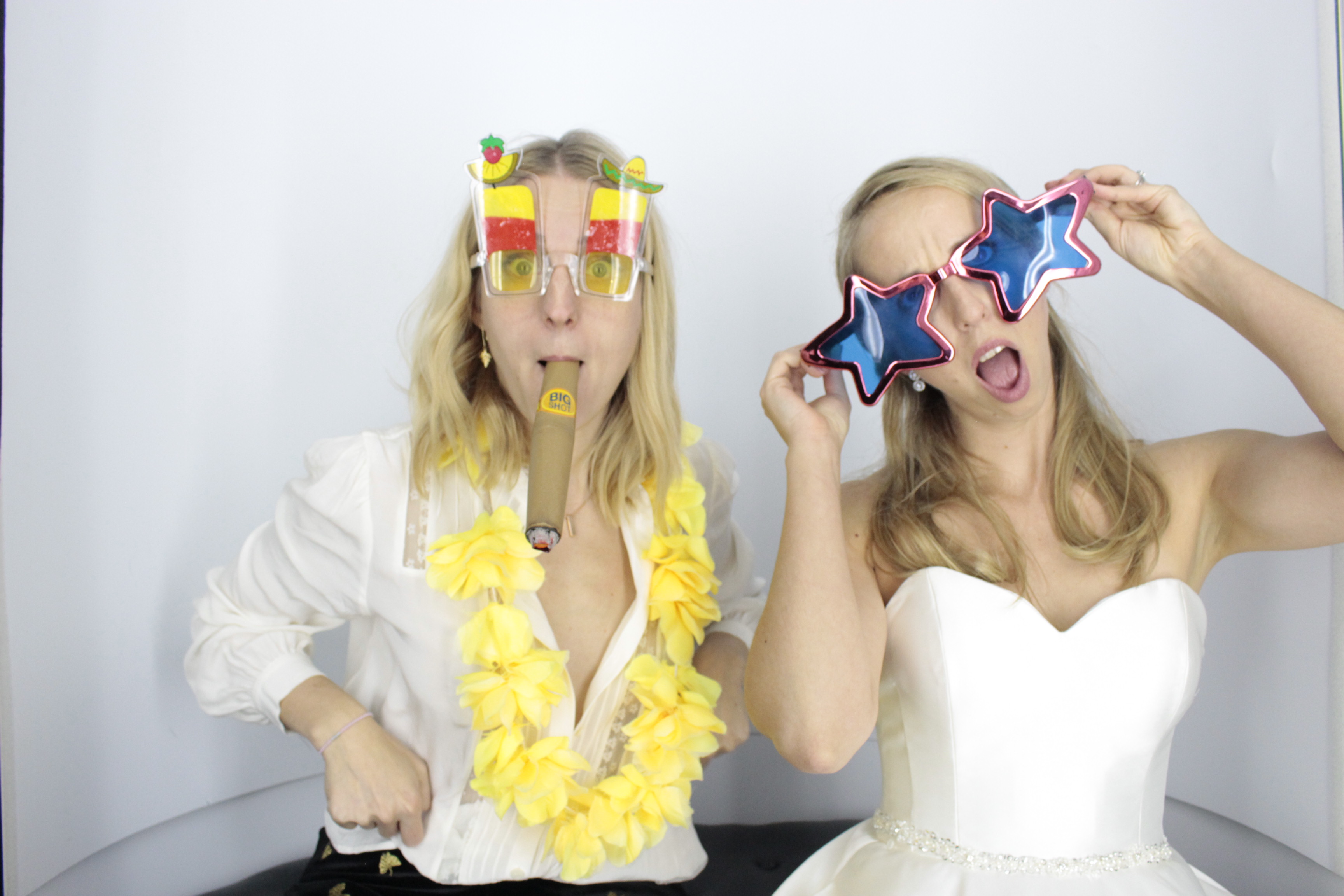 Dermot and Hattie's Wedding | View more photos from the event at gallery.myphotoboothexperience.co.uk/u/MyPhotoBoothExperienceLtd/Dermot-and-Hatties-Wedding